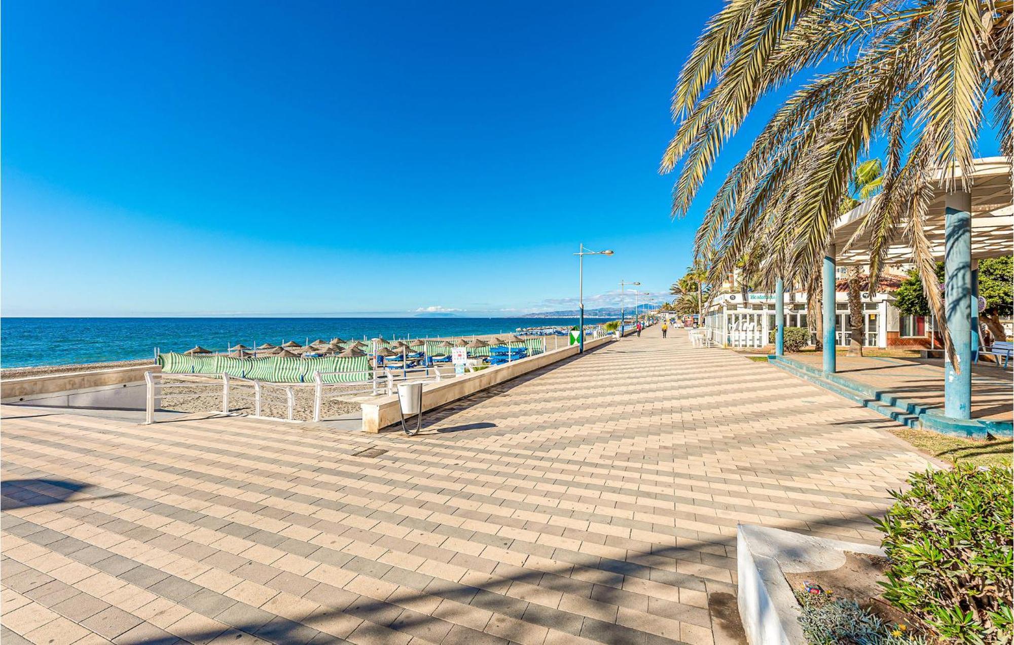 Gorgeous Apartment In Torrox With Wifi Luaran gambar