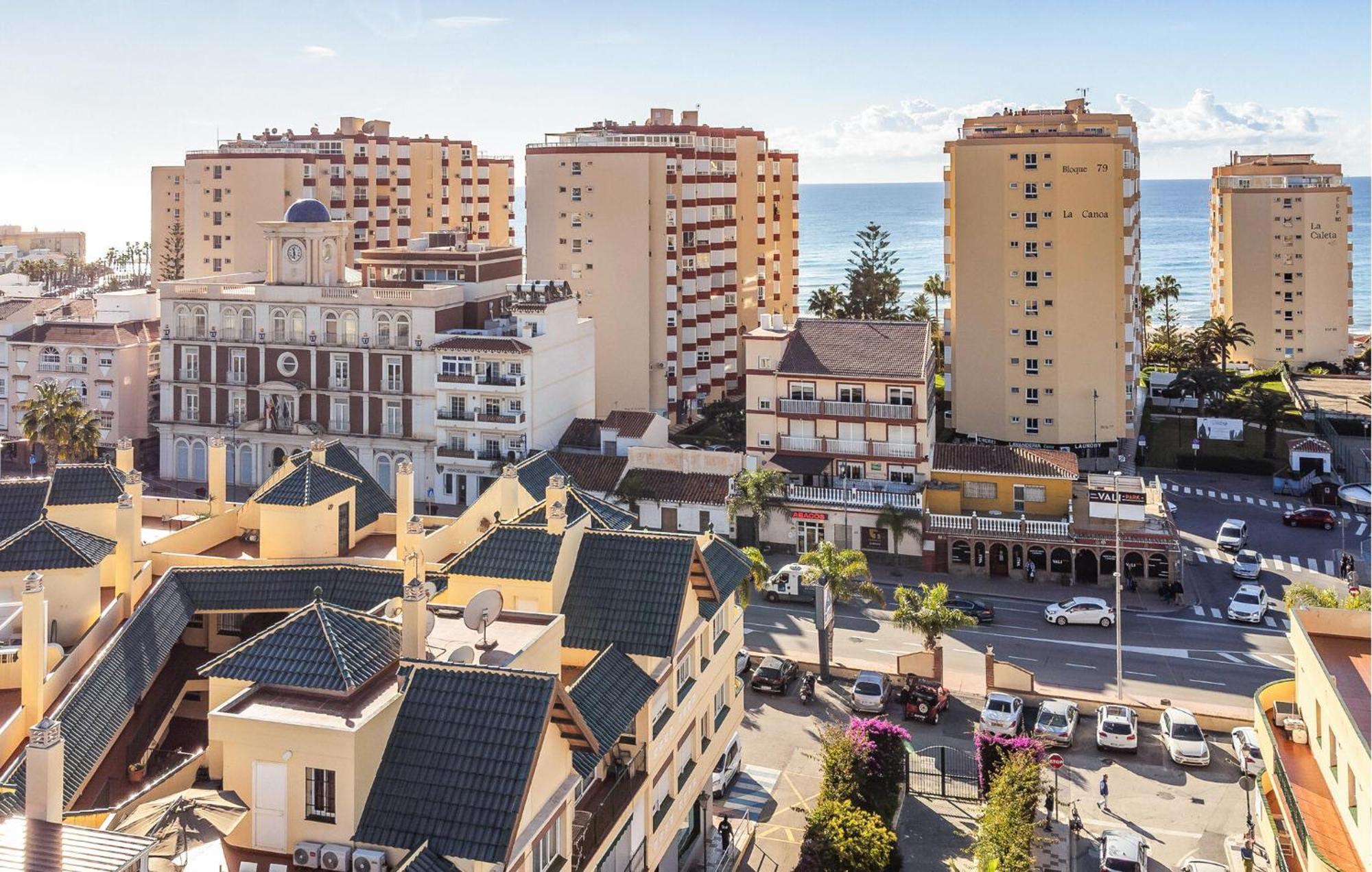 Gorgeous Apartment In Torrox With Wifi Luaran gambar